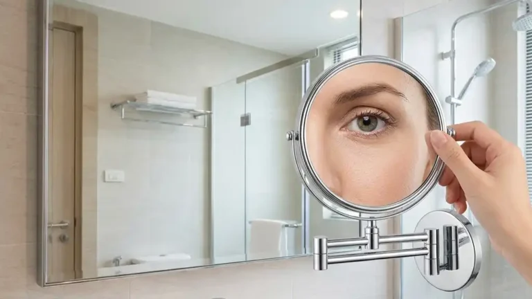 Bathroom Magnifying Mirror